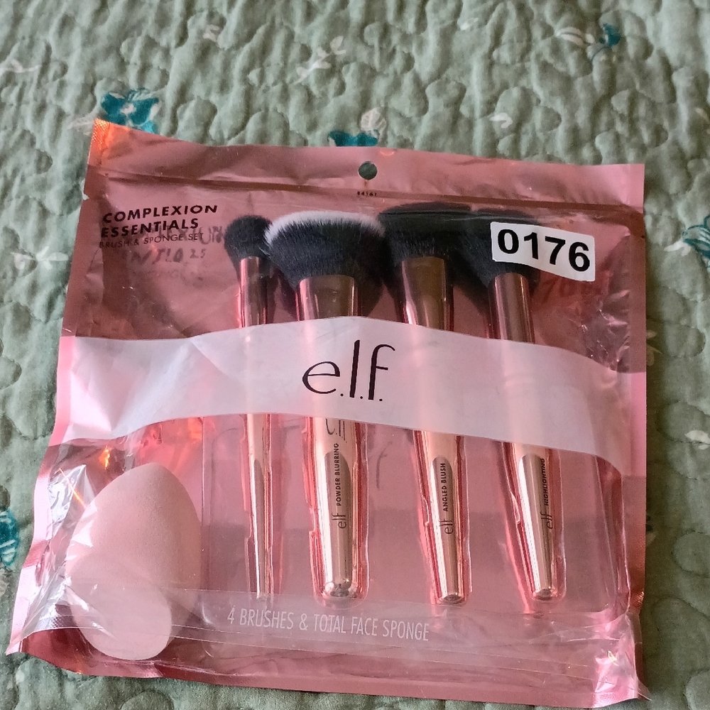 ELF Complexion Essentials Brush Set - Pink